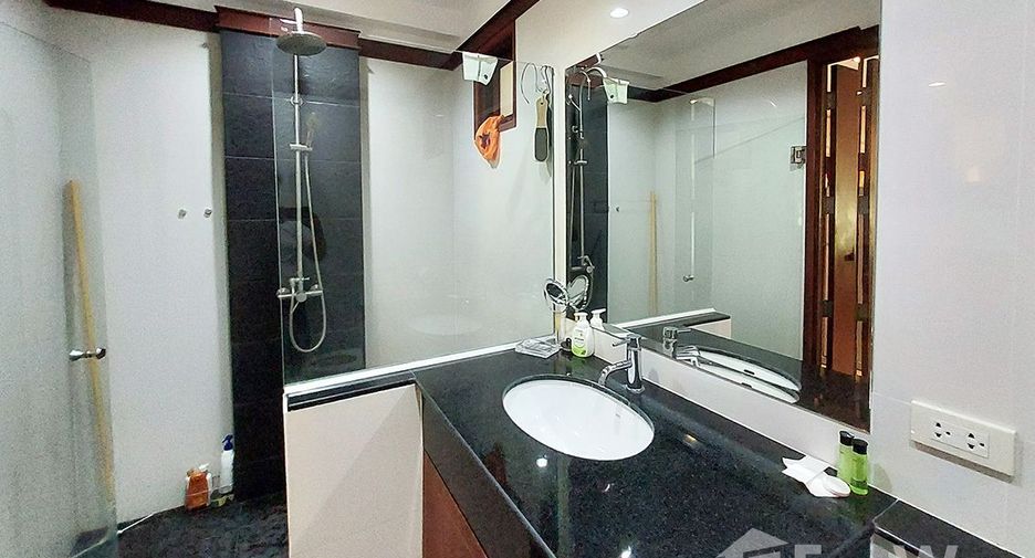 Villa zum Kauf mit 4 Zimmer in Klaeng, Rayong