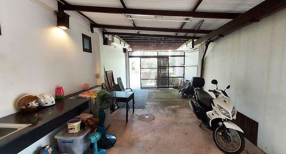 Villa zum Kauf mit 4 Zimmer in Klaeng, Rayong