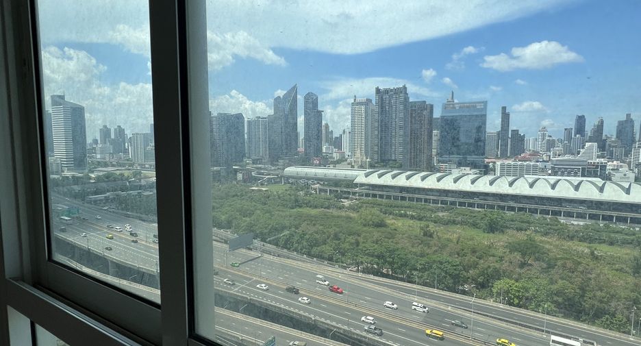 For sale 1 bed condo in Ratchathewi, Bangkok