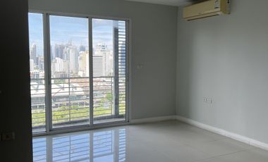 For sale 1 bed condo in Ratchathewi, Bangkok
