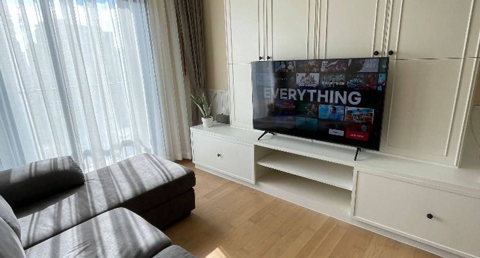 For sale 1 bed condo in Khlong Toei, Bangkok