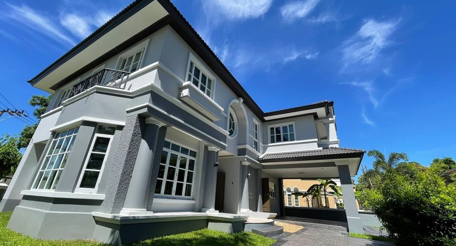 For sale 4 bedrooms house in Bang Khun Thian, Bangkok