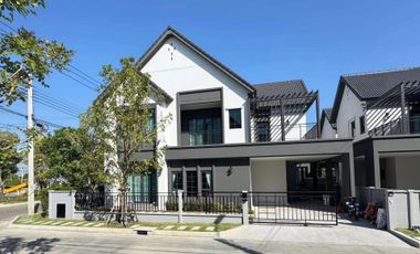 For sale and for rent 4 bedrooms house in Bang Phli, Samut Prakan