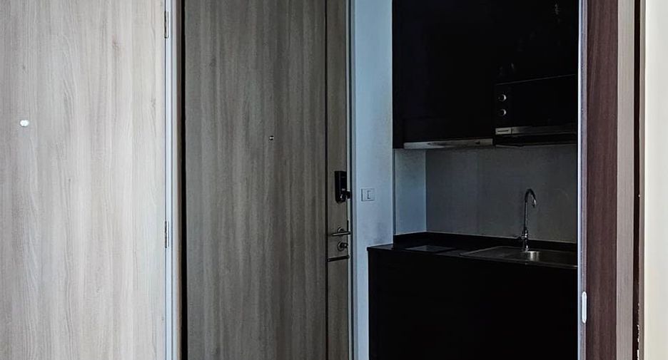 For sale 1 bed condo in Watthana, Bangkok