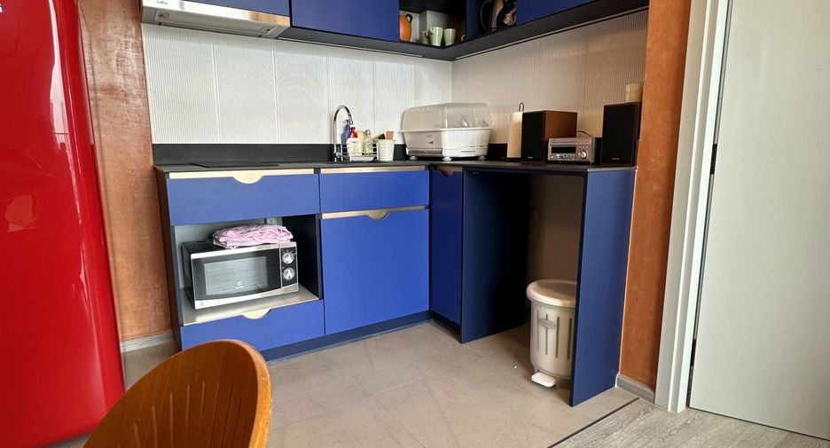 À vendre et à louer 2 chambres condo à Watthana, Bangkok