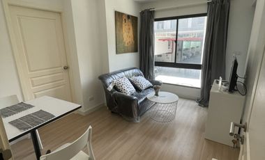 À vendre 1 chambre condo à Khlong Toei, Bangkok
