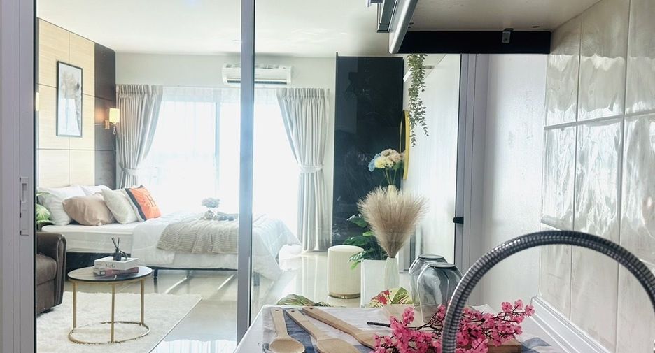 À vendre studio condo à Phasi Charoen, Bangkok