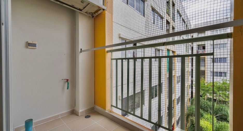 For sale 1 bed condo in Bueng Kum, Bangkok