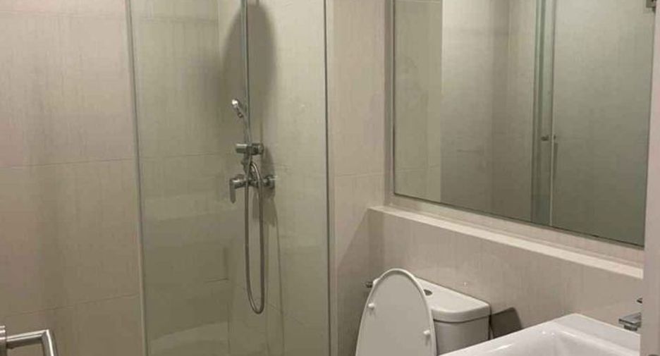 For sale 1 bed condo in Mueang Samut Prakan, Samut Prakan