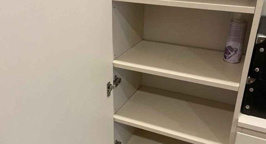 For sale 1 bed condo in Mueang Samut Prakan, Samut Prakan