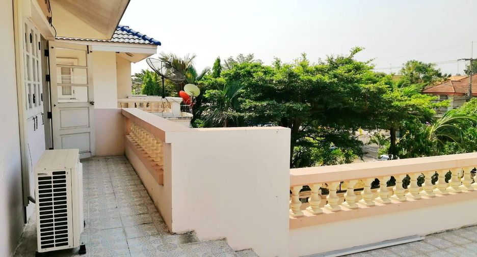 For rent 7 bedrooms house in Mueang Pathum Thani, Pathum Thani