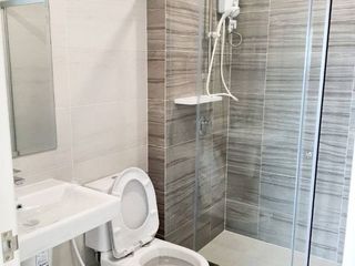 For sale 1 bed condo in Mueang Samut Prakan, Samut Prakan
