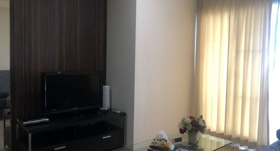 For sale 1 bed condo in Khlong Toei, Bangkok