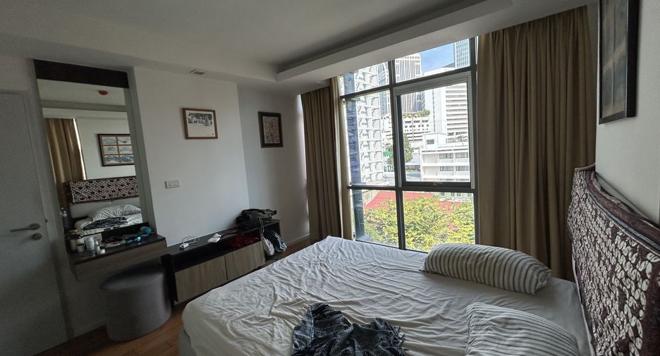 For sale 2 bedrooms condo in Khlong Toei, Bangkok