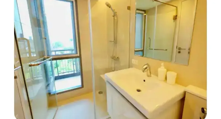 For sale 2 bedrooms condo in Khlong Toei, Bangkok