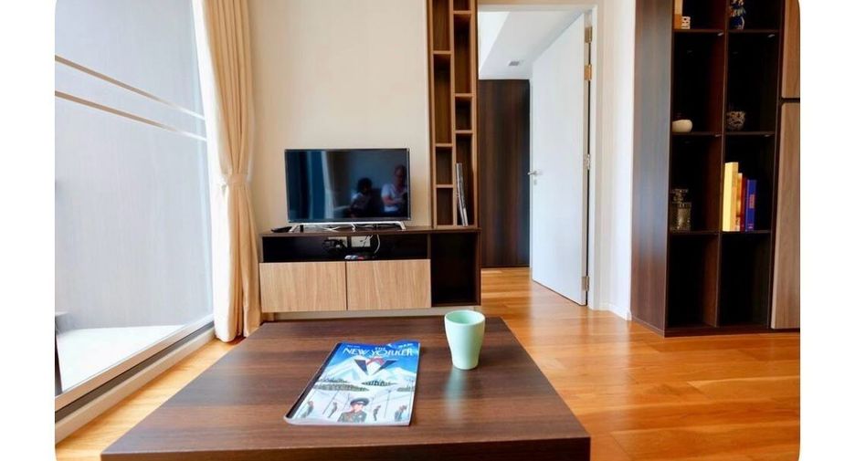 For sale 2 bedrooms condo in Khlong Toei, Bangkok