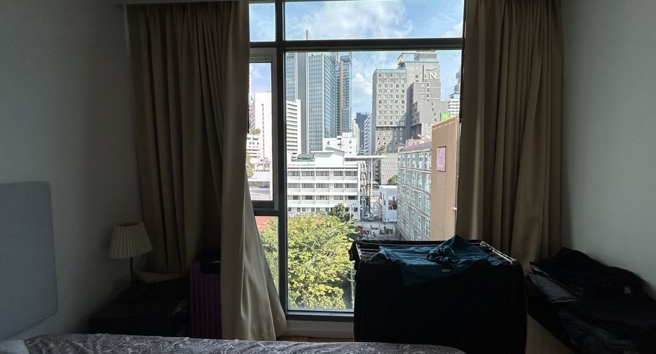 For sale 2 bedrooms condo in Khlong Toei, Bangkok