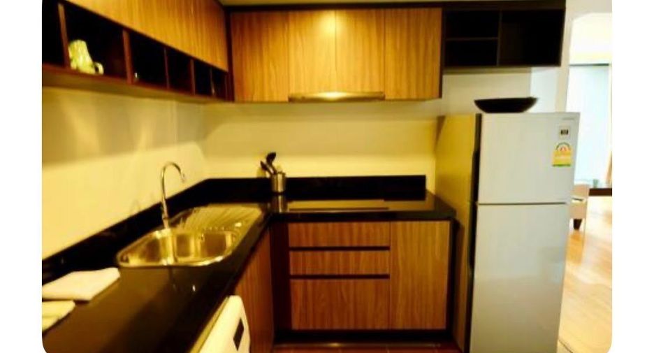 For sale 2 bedrooms condo in Khlong Toei, Bangkok