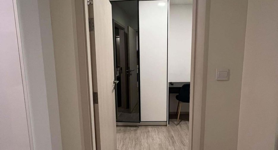 For sale 1 bed condo in Huai Khwang, Bangkok