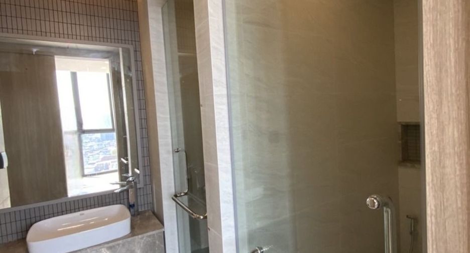For sale 1 bed condo in Pathum Wan, Bangkok