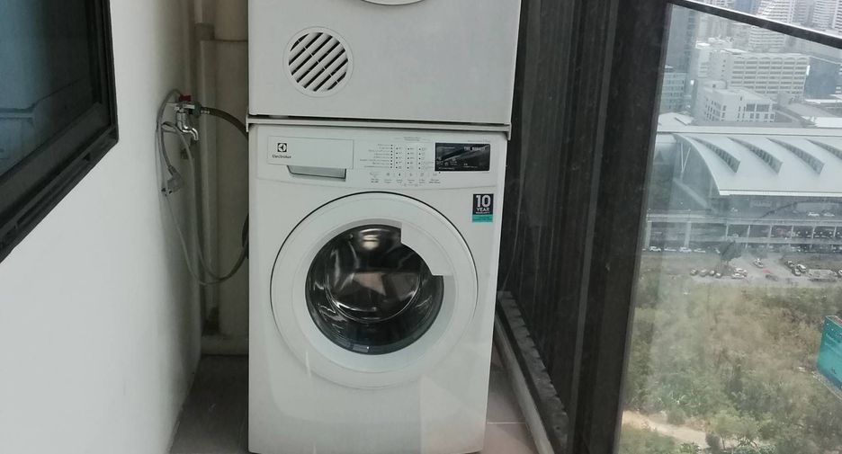 Продажа и аренда 1 кровать кондо в Ратчатхещи, Бангкок