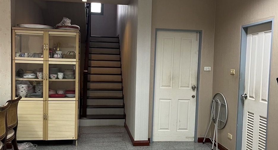 ขาย 4 ห้องนอน บ้านเดี่ยว ใน จอมทอง, กรุงเทพฯ