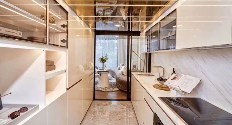 For sale 2 bedrooms condo in Watthana, Bangkok