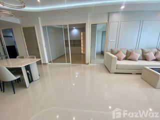 À vendre 2 chambres condo à Yan Nawa, Bangkok