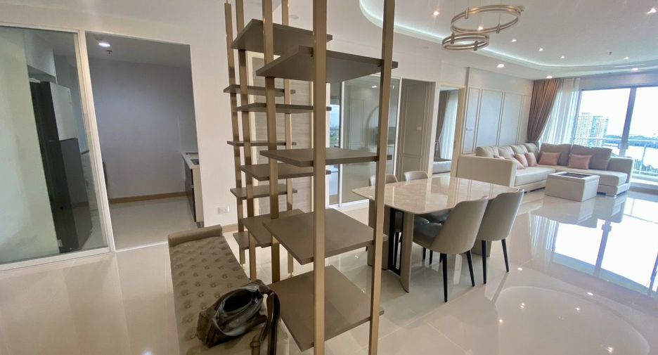 For sale 2 bedrooms condo in Yan Nawa, Bangkok