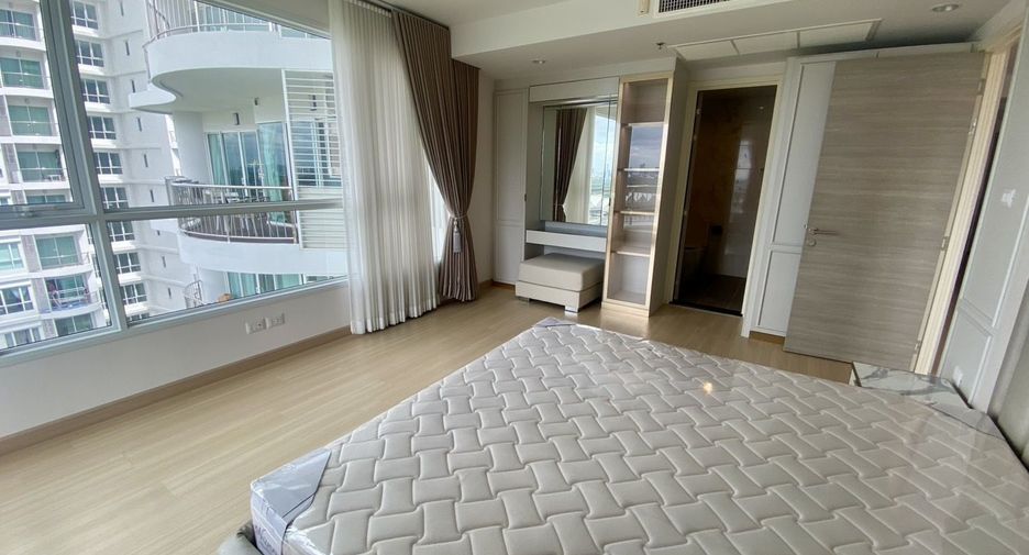For sale 2 bedrooms condo in Yan Nawa, Bangkok