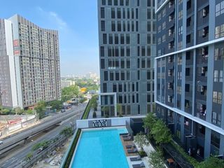 Condo en venta de 2 habitaciones en Bang Kapi, Bangkok