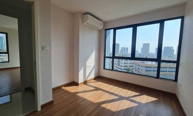 For sale 2 ベッドルーム condo in Khlong San, Bangkok