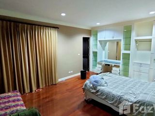 Casa en venta de 4 habitaciones en Thawi Watthana, Bangkok