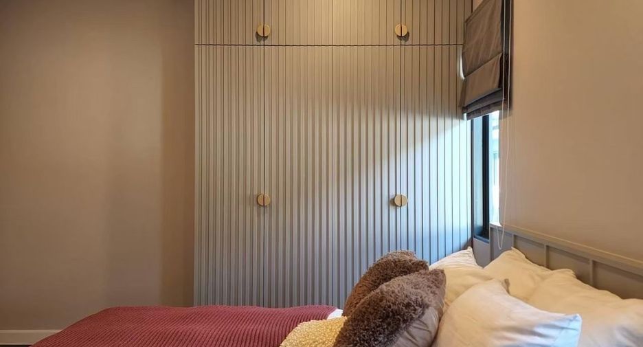 For sale 5 bedrooms house in Bang Kapi, Bangkok