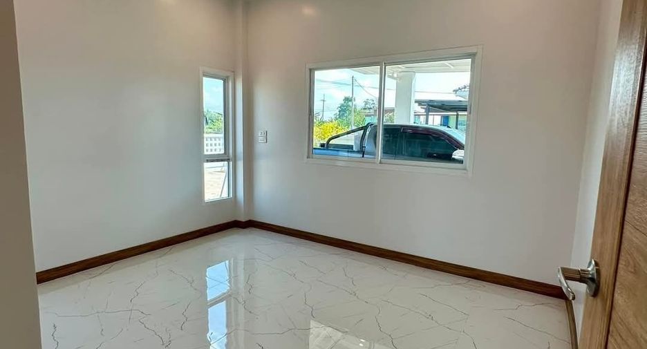 Haus zum Kauf mit 3 Zimmer in Mueang Chiang Rai, Chiang Rai