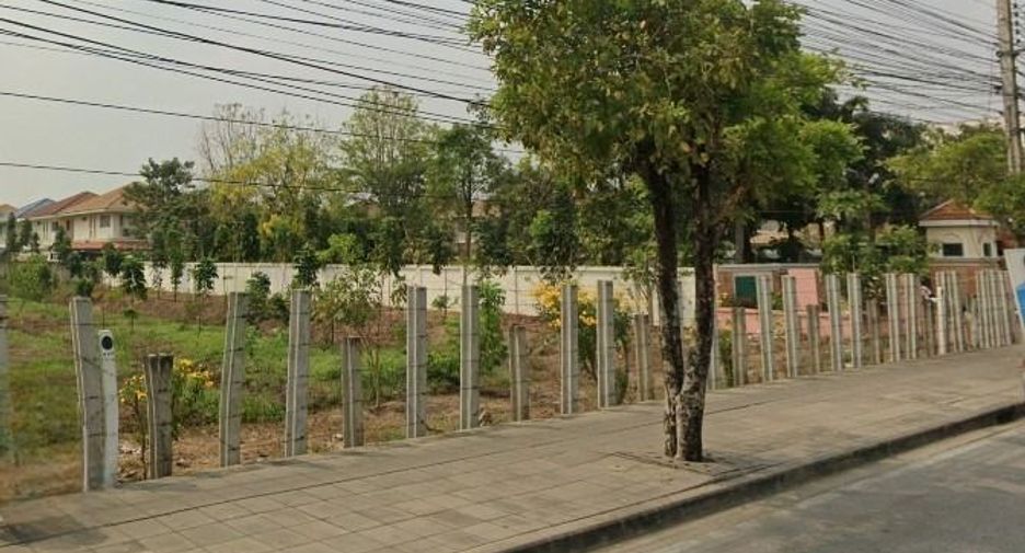 For sale land in Khlong Sam Wa, Bangkok