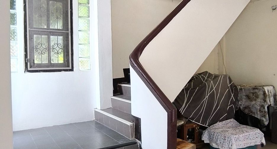 For sale 2 bedrooms house in Saphan Sung, Bangkok