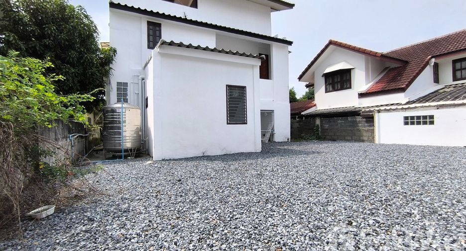 For sale 2 bedrooms house in Saphan Sung, Bangkok