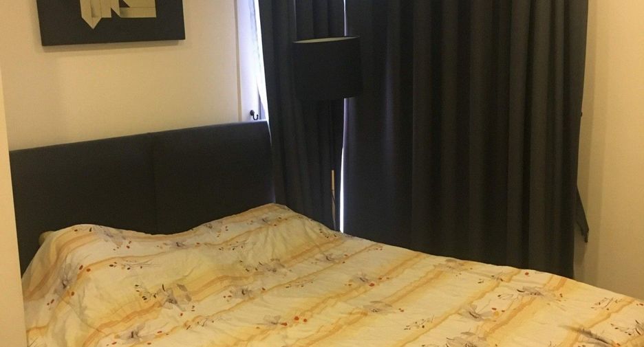For sale 2 bedrooms condo in Huai Khwang, Bangkok