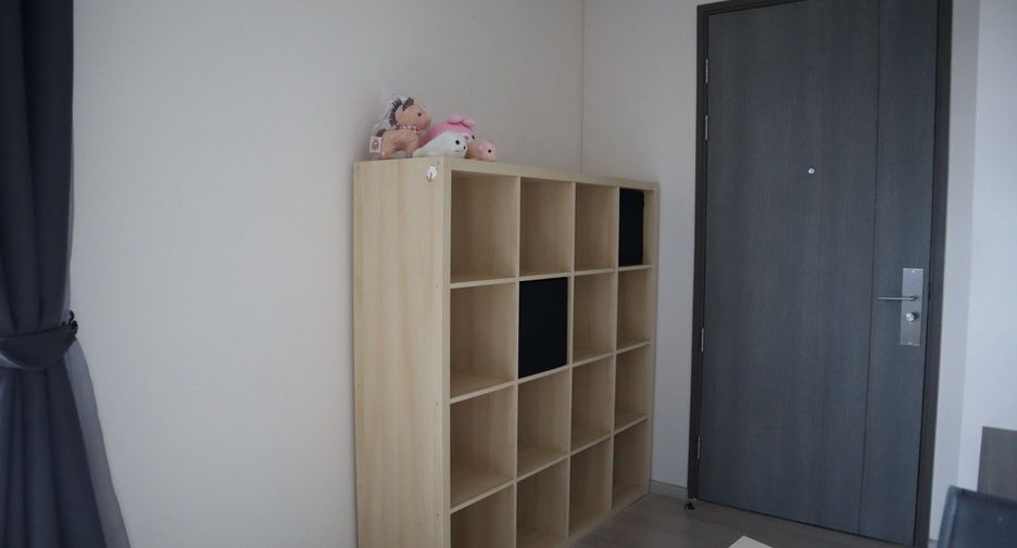 For sale 2 bedrooms condo in Huai Khwang, Bangkok