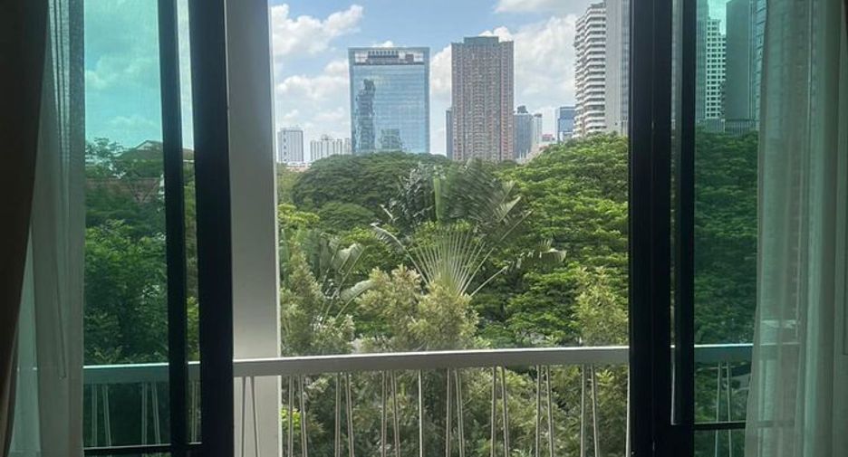 For sale and for rent 2 bedrooms condo in Watthana, Bangkok