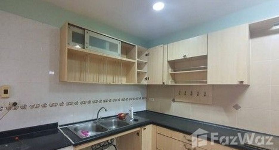Аренда 4 спальни дом в Khlong Luang, Патумтани