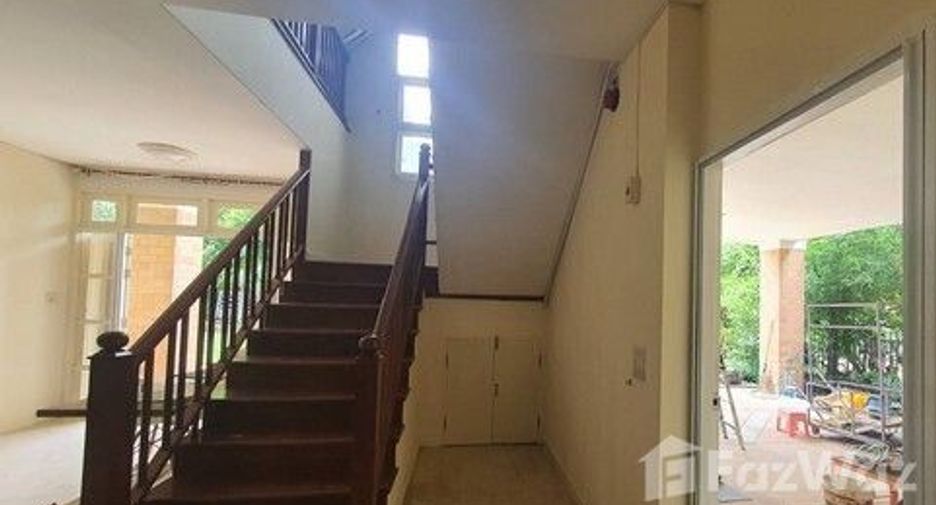 Аренда 4 спальни дом в Khlong Luang, Патумтани