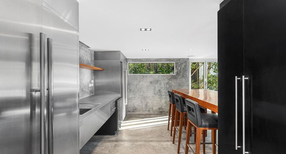 For sale 5 bedrooms villa in Thalang, Phuket