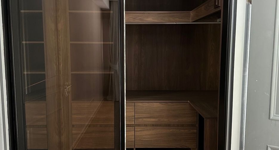 For sale 1 bed condo in Pathum Wan, Bangkok