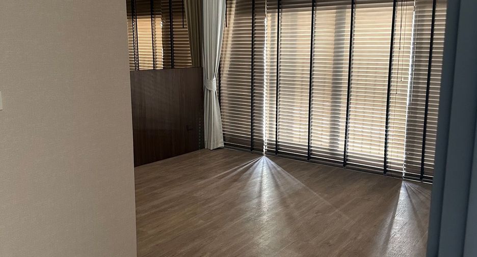 For sale 1 bed condo in Pathum Wan, Bangkok