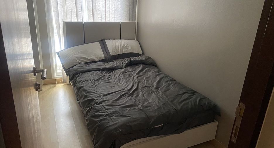 For sale 2 bedrooms condo in Watthana, Bangkok