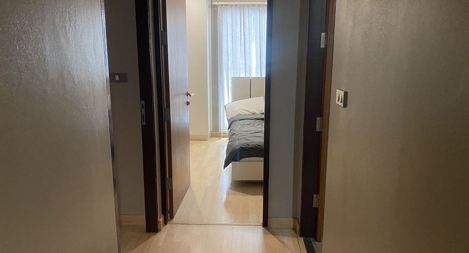 For sale 2 bedrooms condo in Watthana, Bangkok