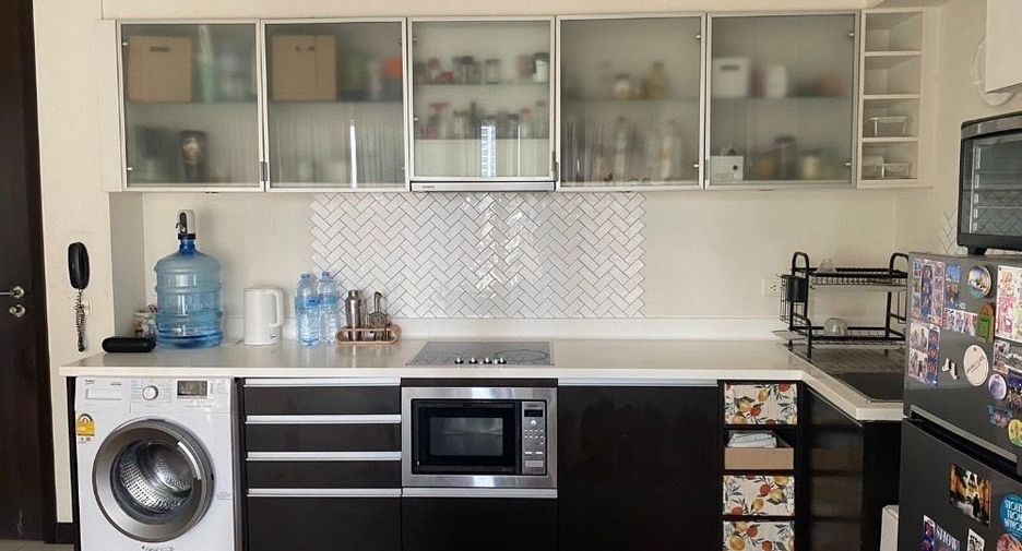 For sale 2 bedrooms condo in Yan Nawa, Bangkok