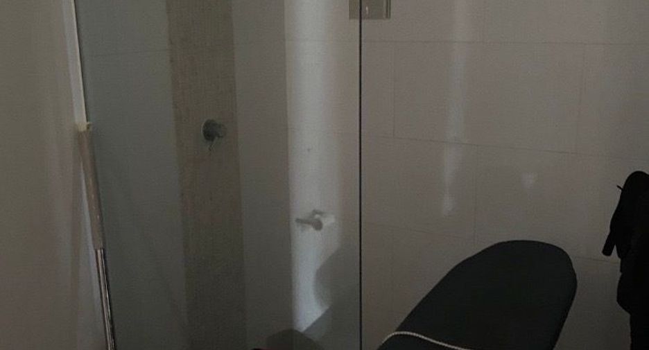 For sale 2 bedrooms condo in Yan Nawa, Bangkok